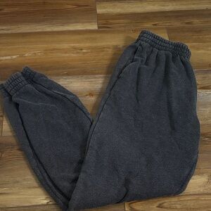 PINK VICTORIA’S SECRET JOGGERS
